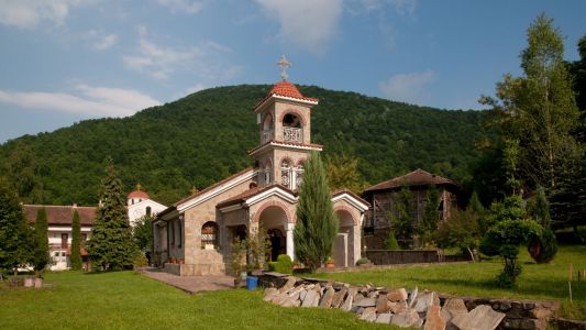 Скравена и Врачешки манастир