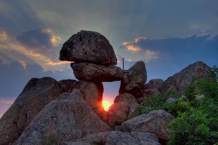 Калофер и екопътека Вратата на Богинята