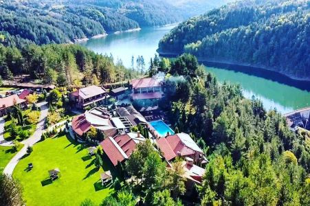 Малката Швейцария на Балканите – СПА, традиции и купон