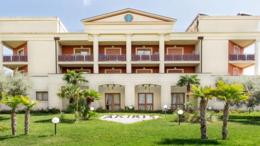 Akiris Resort Premium